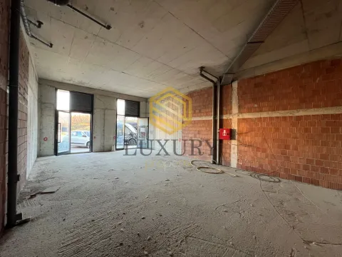 Rent, office space, 74m², Ljubović, Podgorica - image 2
