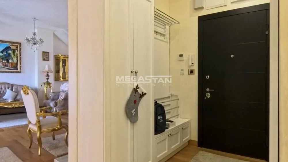 Rent, four bedroom apartment, 107m², Stari Grad, Beograd