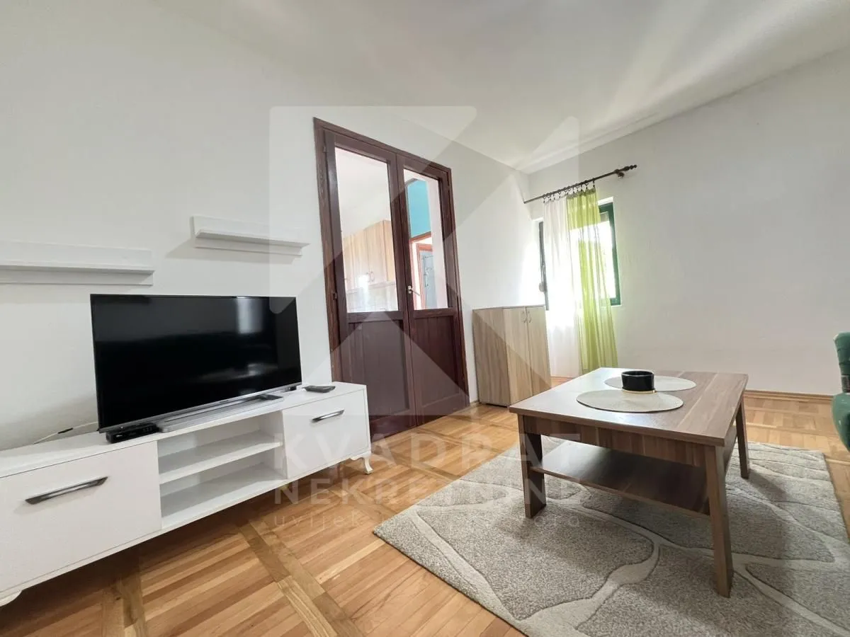 Rent, two bedroom apartment, 80m², Zlatica, Podgorica