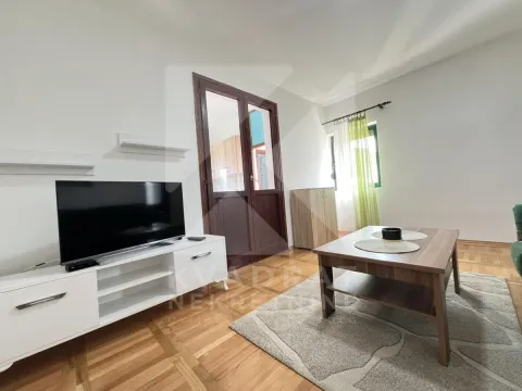 Rent, two bedroom apartment, 80m², Zlatica, Podgorica - image 2