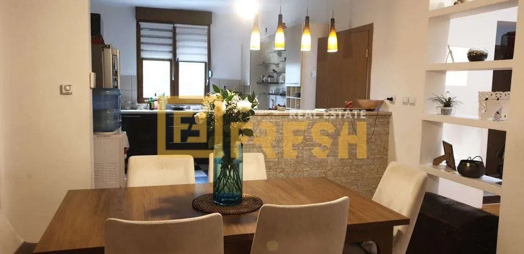 Rent, house, 300m², Vranići, Podgorica