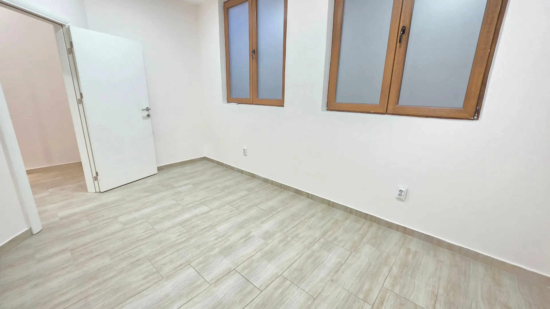 Rent, office space, 58m², Tološka šuma, Podgorica