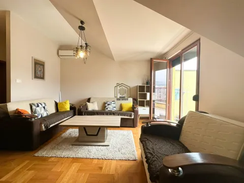 Rent, one bedroom apartment, 56m², Stari Aerodrom, Podgorica - image 2