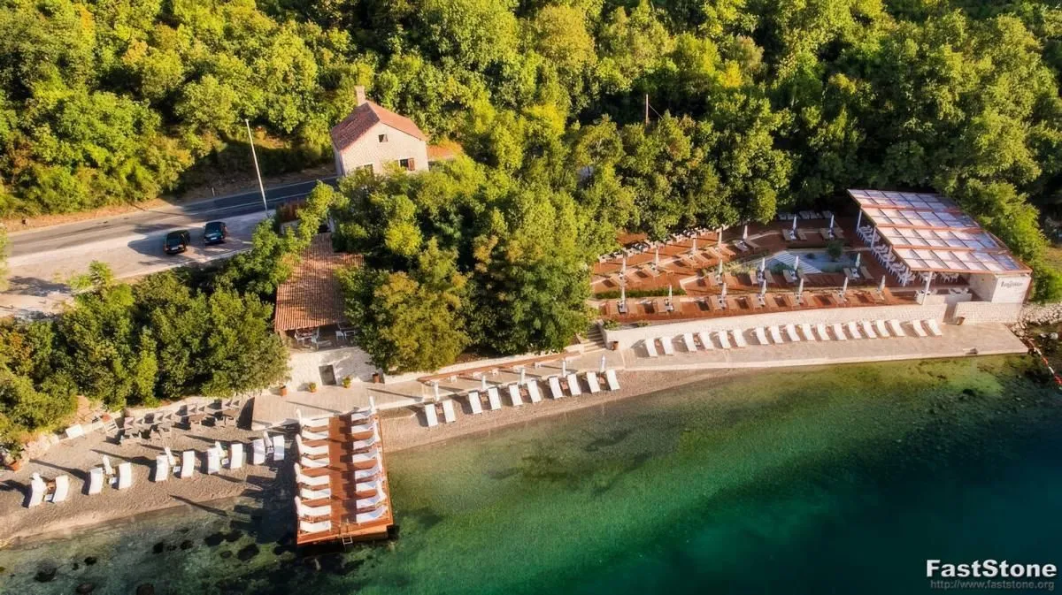 Prodaja, dvosoban stan, 63m², Orahovac, Kotor