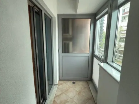 Izdavanje, jednosoban stan, 55m², Centar, Podgorica - image 11