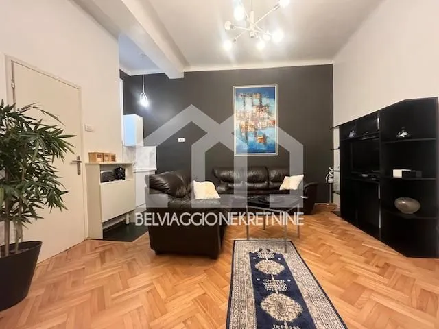 Rent, one bedroom apartment, 35m², Stari Grad, Beograd