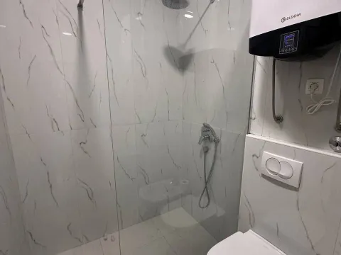 Sale, one bedroom apartment, 80m², Bečići, Budva - image 3