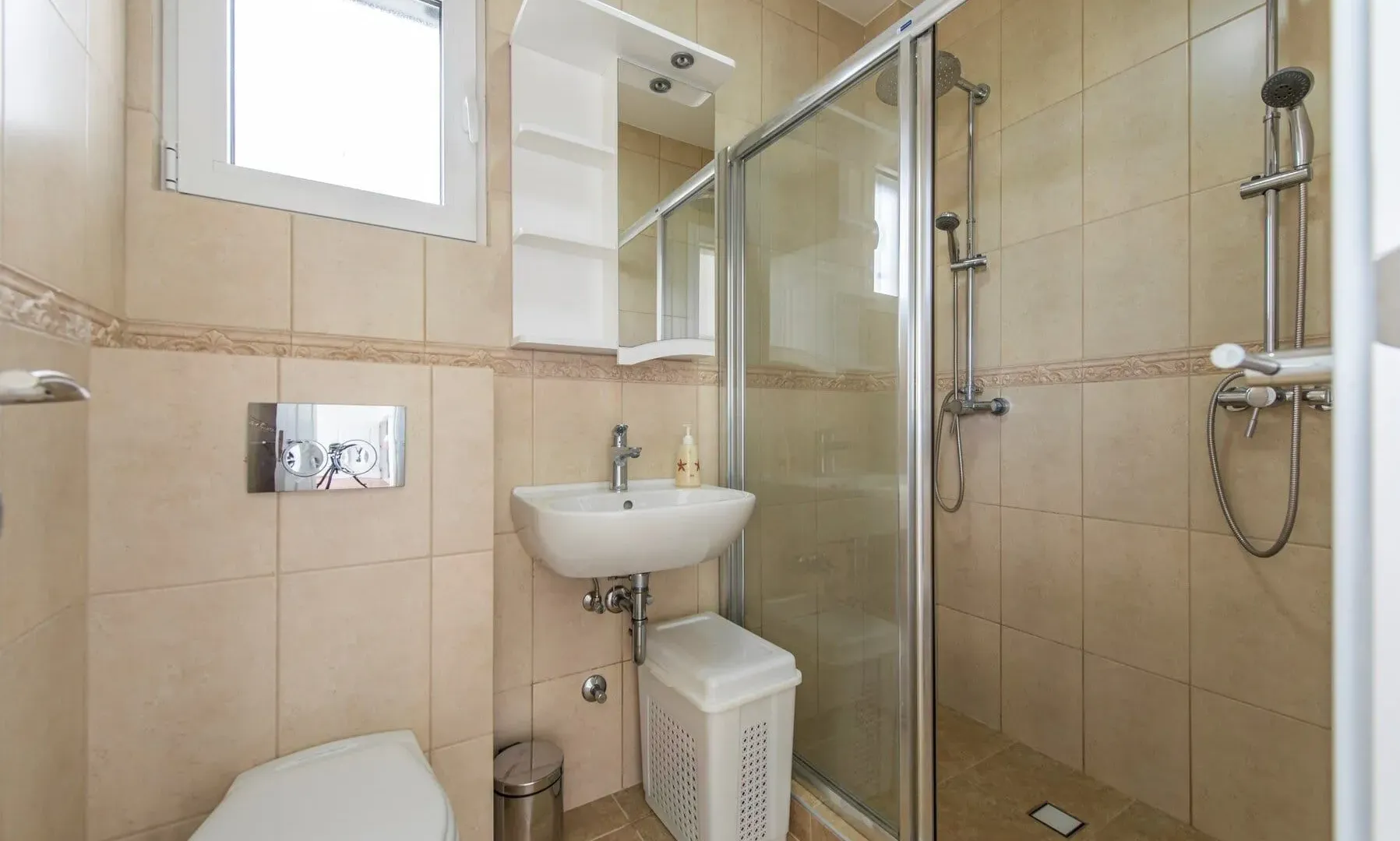Sale, house, 270m², Reževići, Budva