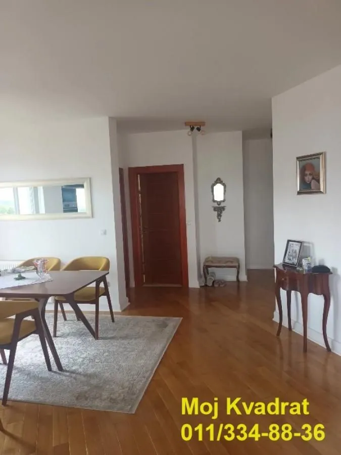 Prodaja, trosoban stan, 92m², Novi Banovci, Stara Pazova