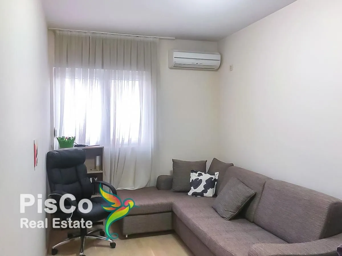 Rent, two bedroom apartment, 72m², City Kvart, Podgorica