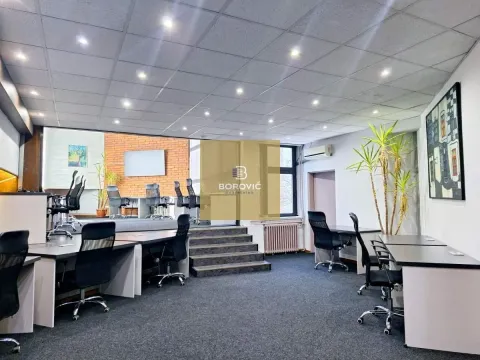 Sale, office space, 315m², Banovo Brdo, Beograd - image 2