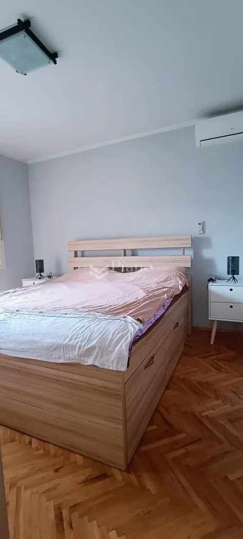 Rent, two bedroom apartment, 82m², Stari Aerodrom, Podgorica