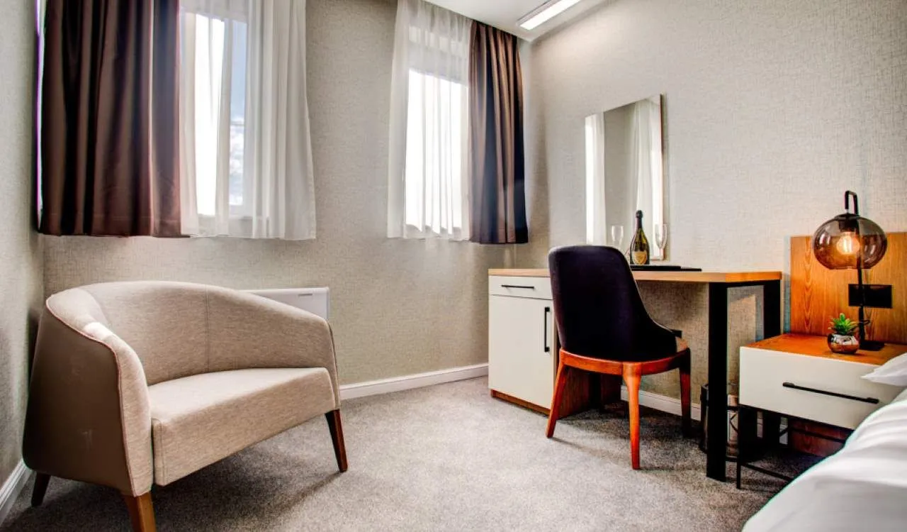Prodaja, ugostiteljski objekat, 2800m², Danilovgrad, Crna Gora