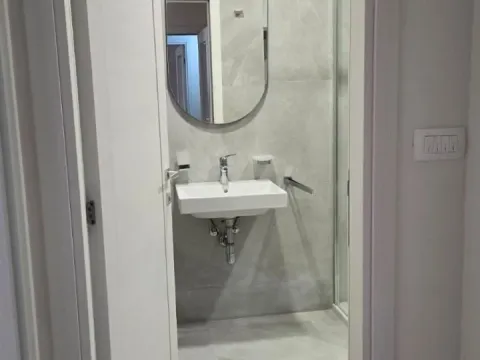 Izdavanje, dvosoban stan, 72m², Central Point, Podgorica - image 2