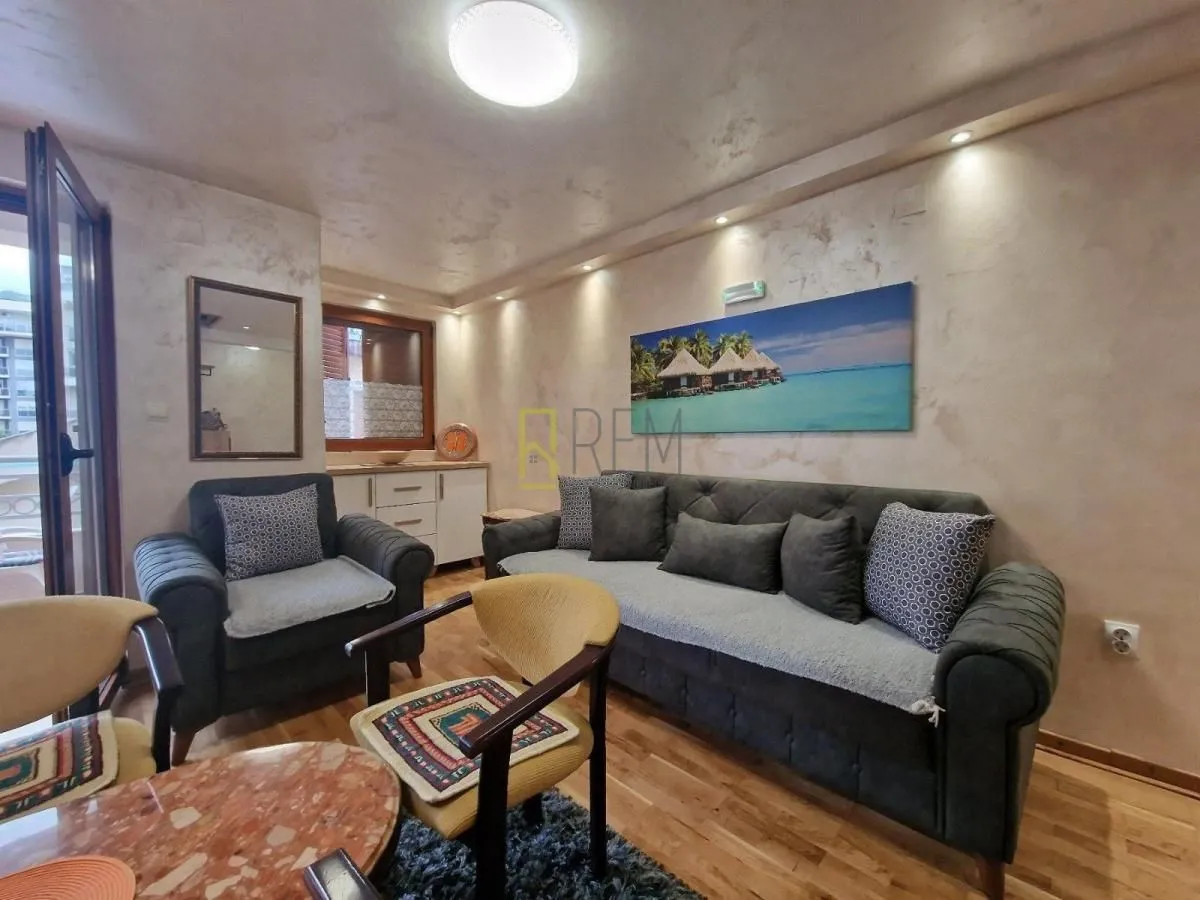Sale, two bedroom apartment, 70m², Centar, Budva