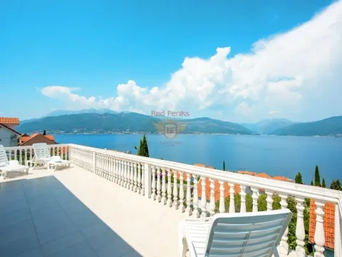 Prodaja, kuća, 260m², Tivat, Crna Gora