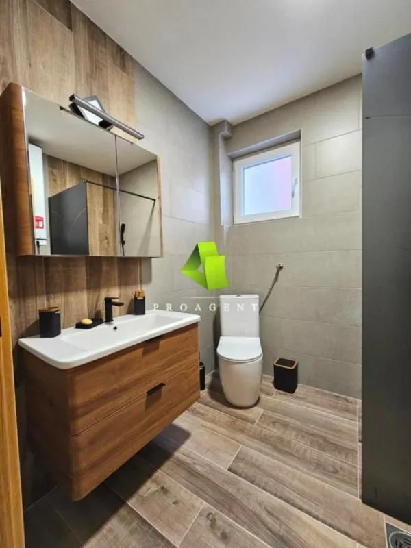 Prodaja, trosoban stan, 92m², Pantelej, Niš