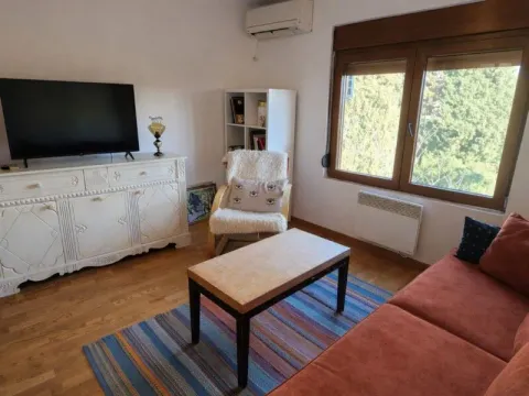 Izdavanje, stan, 42m², Centar, Podgorica - image 10