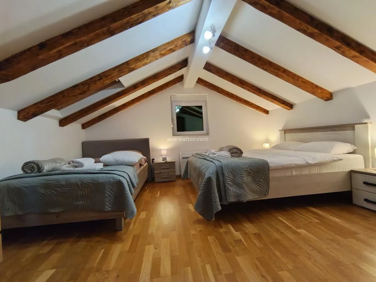 Rent, two bedroom apartment, 88m², Tivat, Crna Gora