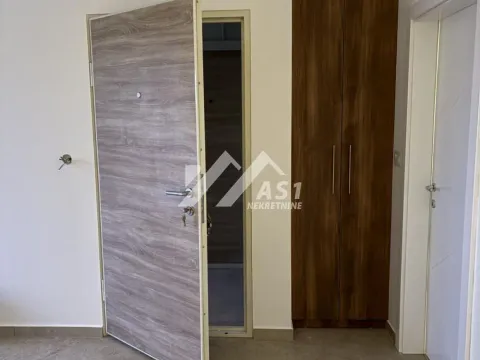 Izdavanje, dvosoban stan, 60m², Lipov gaj, Novi Sad Sve Podlokacije - image 6