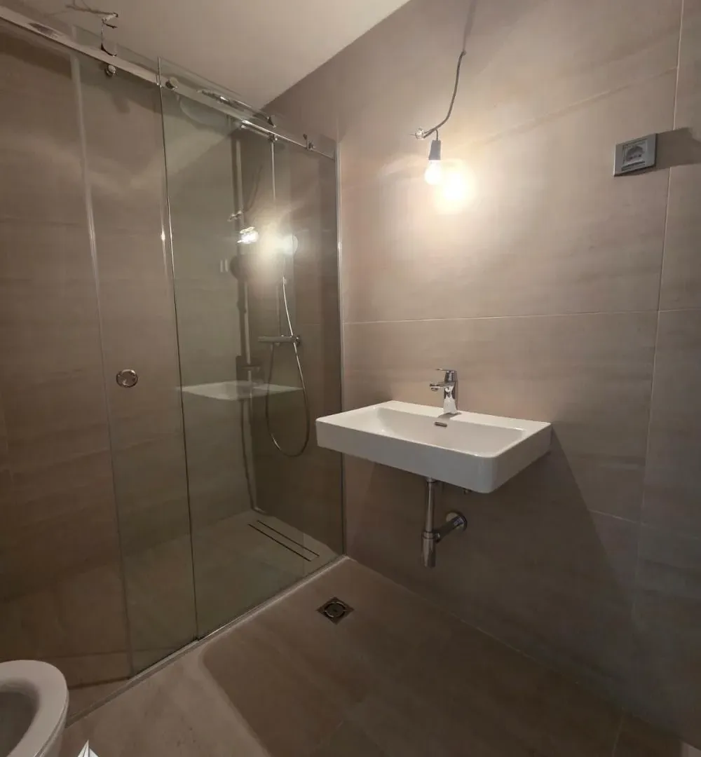 Prodaja, dvosoban stan, 54m², Novi Beograd Blok 65, Novi Beograd Sve Podlokacije