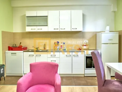 Izdavanje, jednosoban stan, 42m², Dalmatinska ulica, Podgorica - image 5