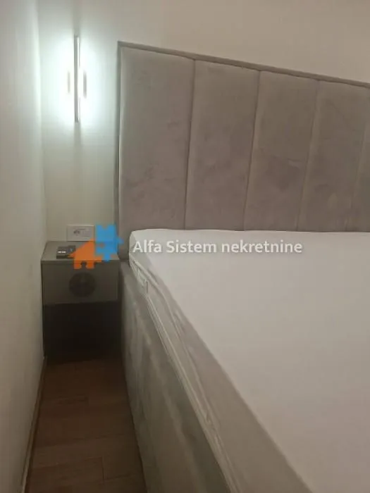 Izdavanje, dvosoban stan, 50m², Stari Grad, Beograd