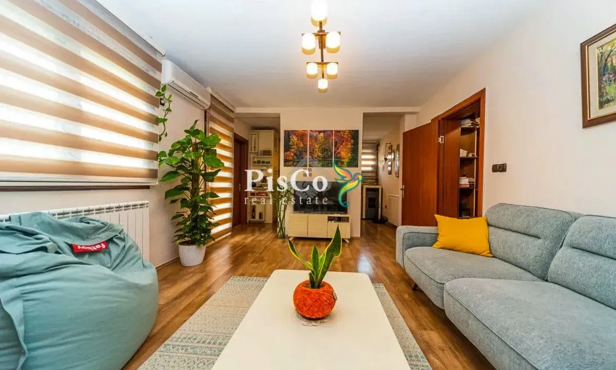 Sale, house, 200m², Donja Gorica, Podgorica