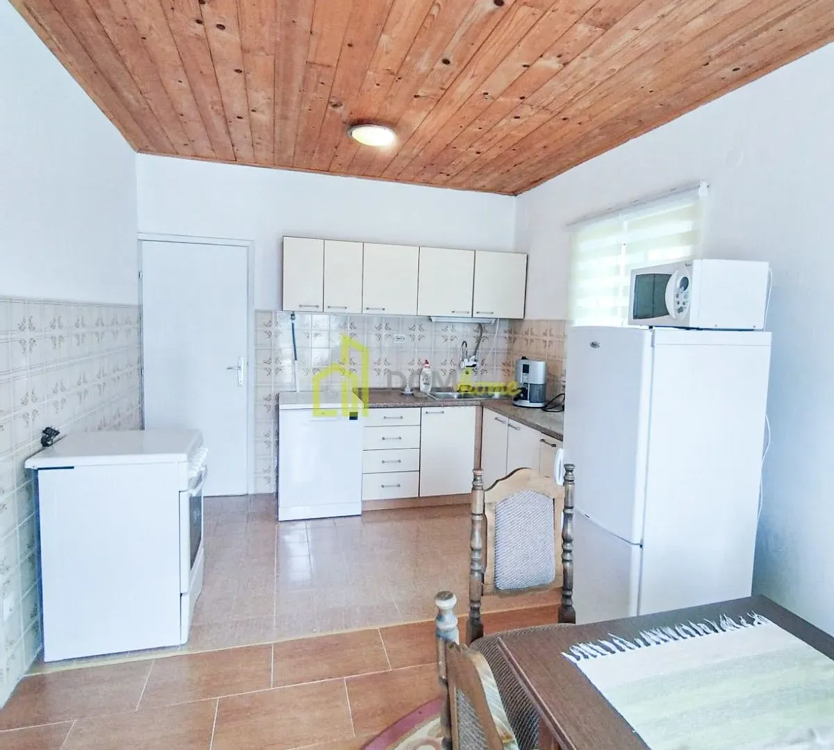 Rent, house, 170m², Lješevići, Kotor