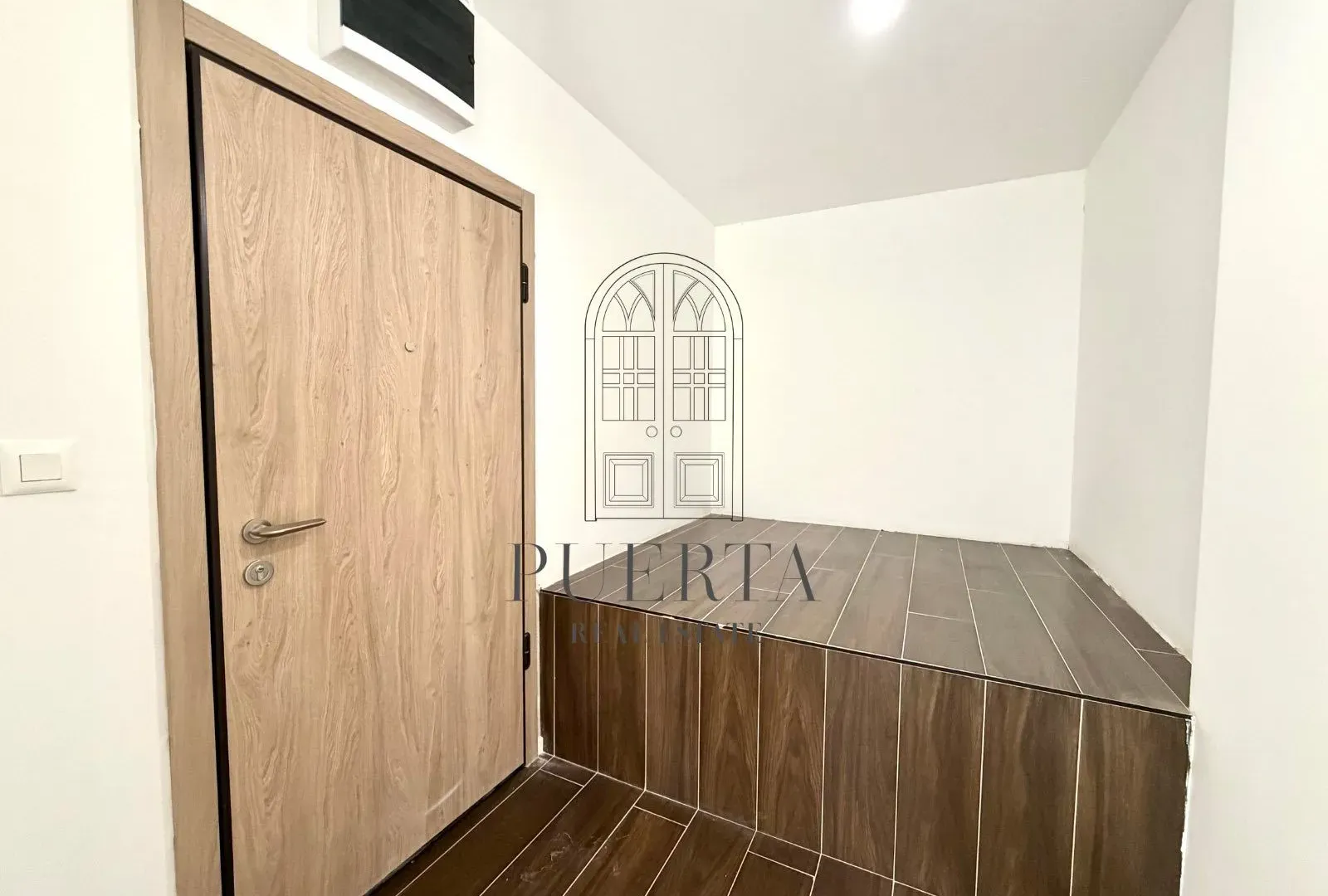 Prodaja, jednosoban stan, 52m², Tološi, Podgorica