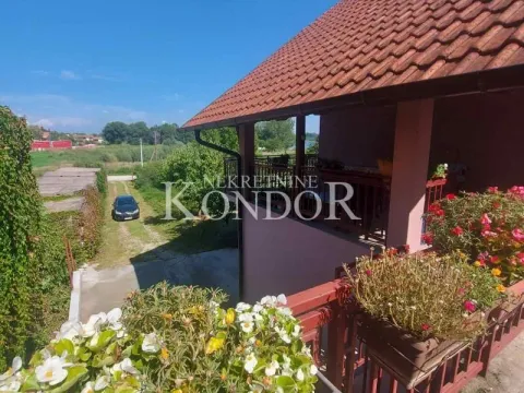 Prodaja, kuća, 250m², Stari Banovci, Stara Pazova - image 3