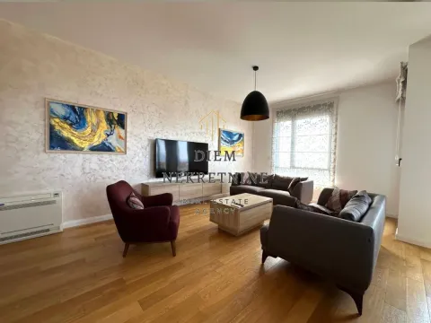 Izdavanje, trosoban stan, 95m², Podgorica, Crna Gora - image 8