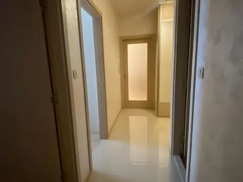 Prodaja, dvosoban stan, 66m², City Kvart, Podgorica - image 3