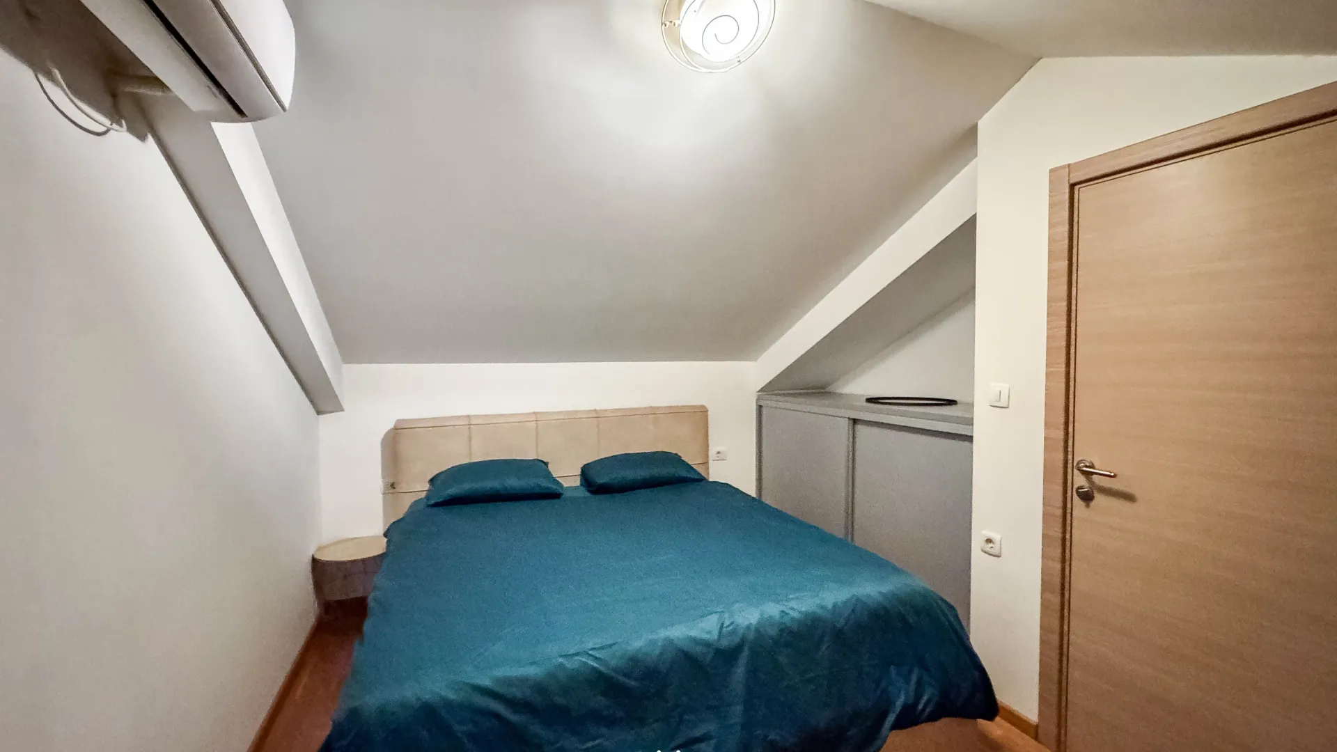 Izdavanje, dvosoban stan, 70m², Zabjelo, Podgorica