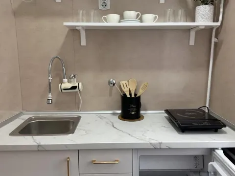 Izdavanje, dvosoban stan, 30m², Medijana, Niš - image 12