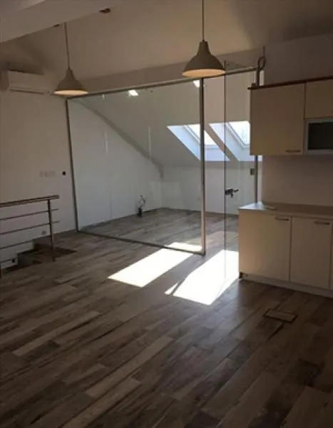 Rent, office space, 144m², Zemun Kalvarija, Zemun Sve Podlokacije