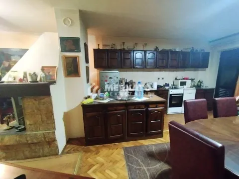 Sale, house, 390m², Gradnulica, Zrenjanin - image 7