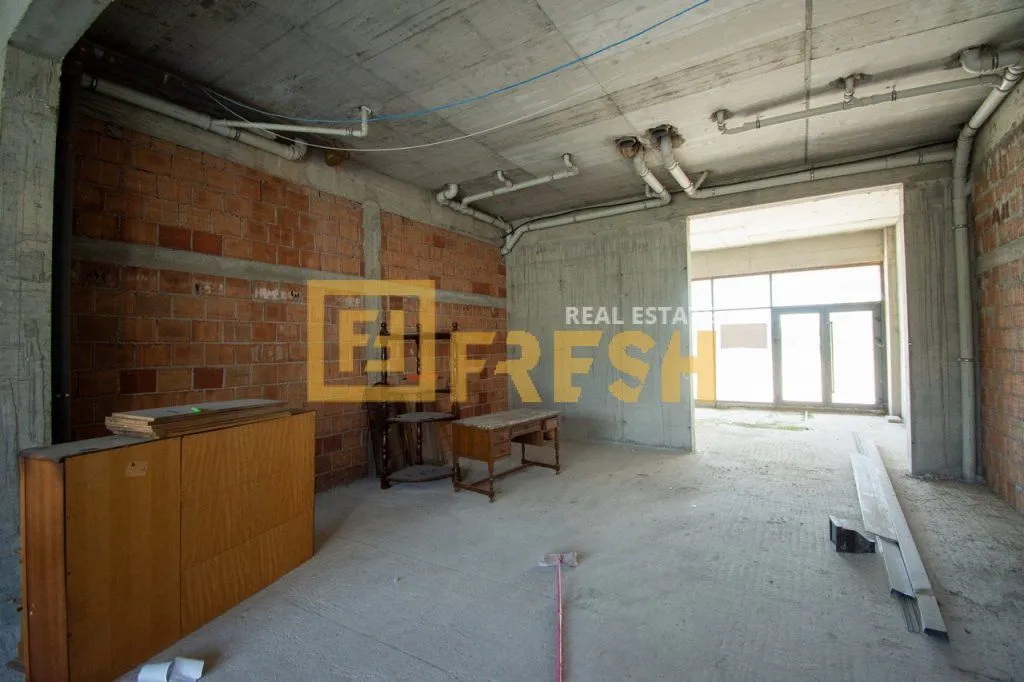 Sale, office space, 96m², Momišići, Podgorica