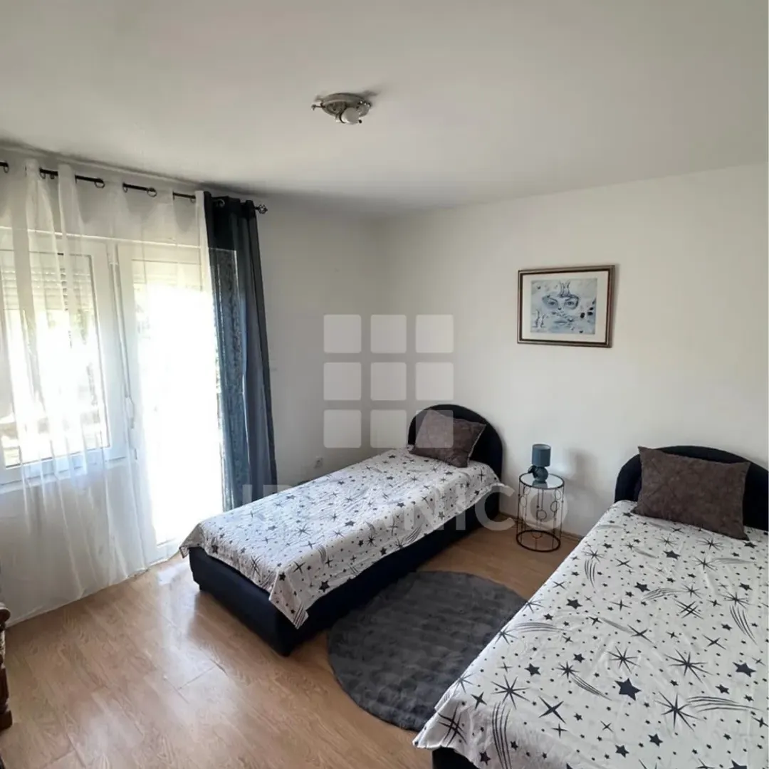 Rent, two bedroom apartment, 100m², Tološi, Podgorica