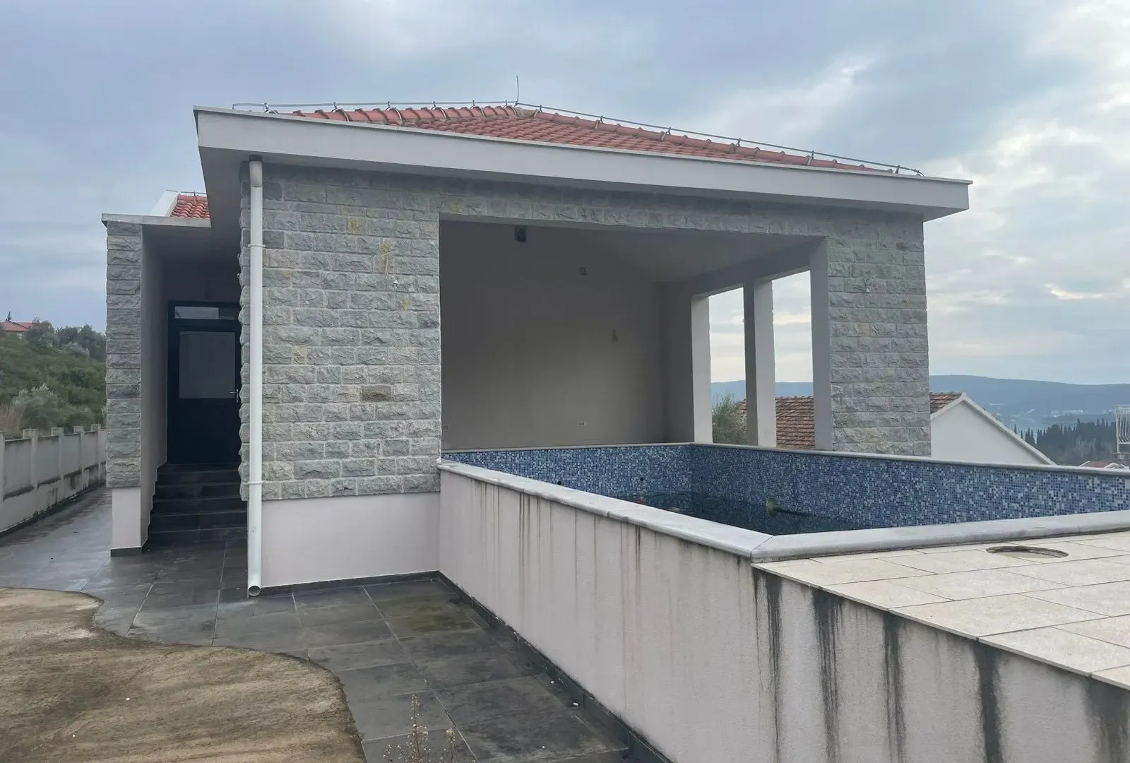 Prodaja, kuća, 341m², Kalimanj, Tivat
