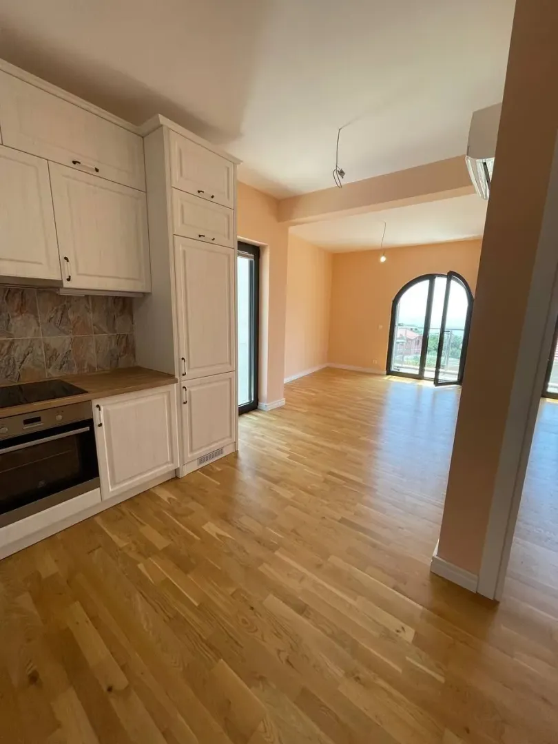 Sale, two bedroom apartment, 55m², Bečići, Budva
