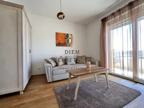 Izdavanje, stan, 33m², City Kvart, Podgorica - image 2