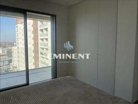 Izdavanje, trosoban stan, 100m², Gundulićev Venac, Beograd - image 9