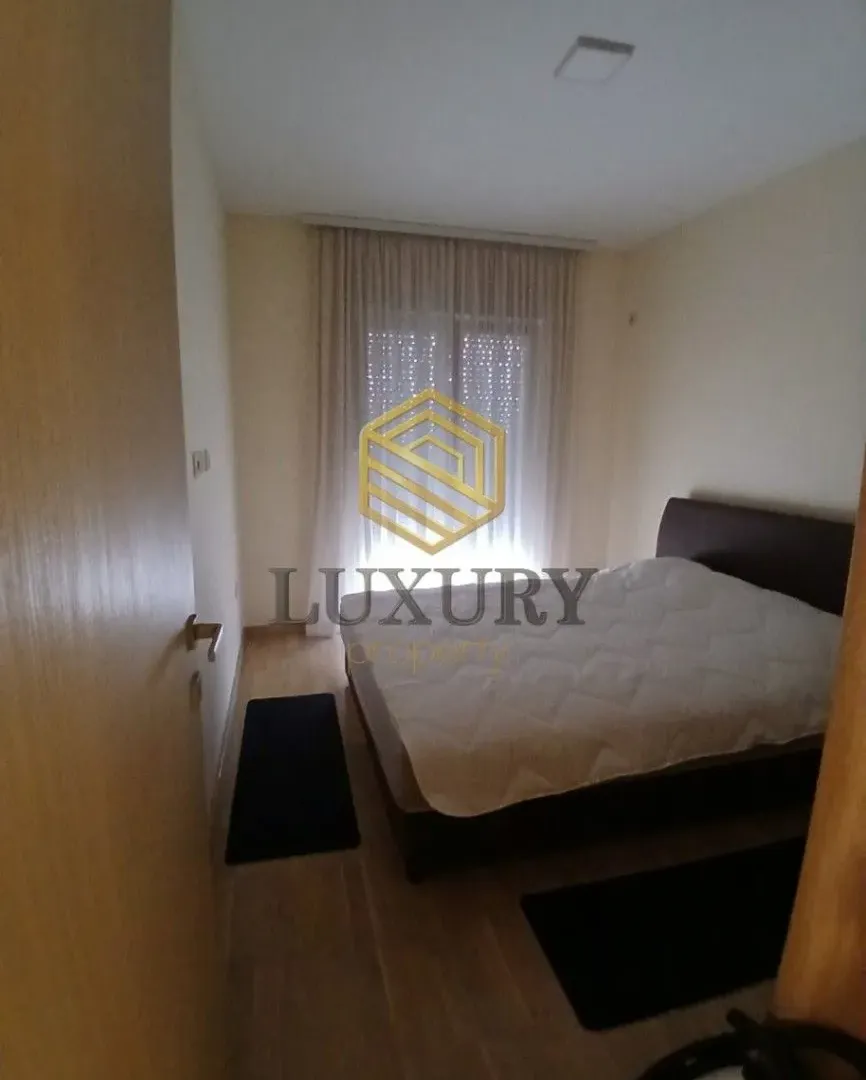 Izdavanje, jednosoban stan, 45m², City Kvart, Podgorica