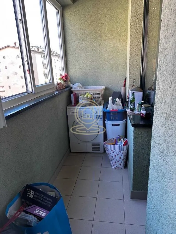 Prodaja, četvorosoban stan, 116m², Grbavica, Novi Sad Sve Podlokacije