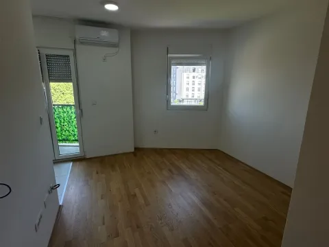Rent, apartment, 35m², Zabjelo, Podgorica - image 4