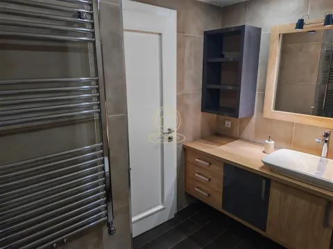Rent, four bedroom apartment, 180m², Vračar Hram, Vračar Sve Podlokacije - image 9