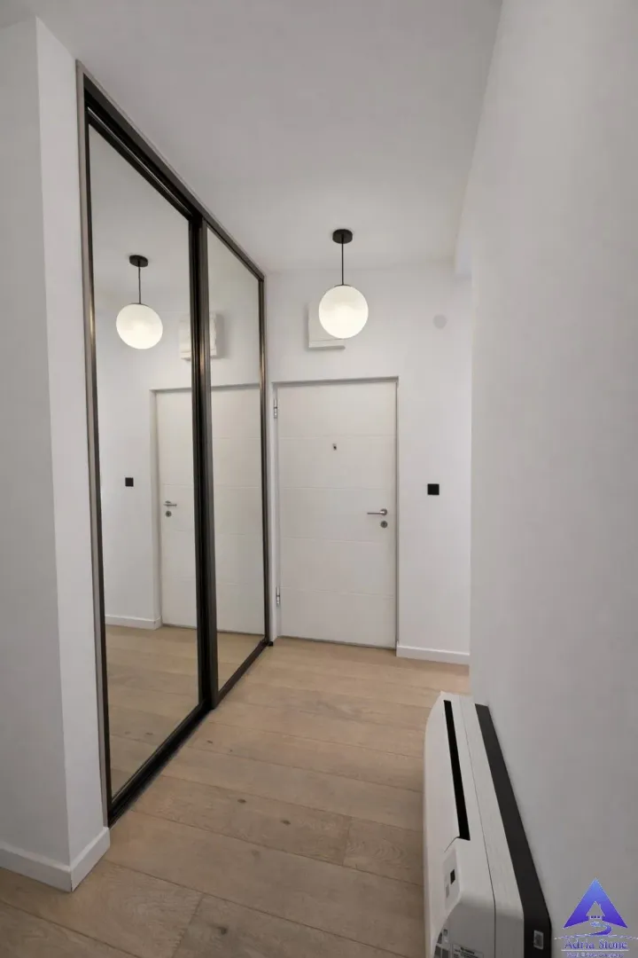 Prodaja, dvosoban stan, 55m², Donja Lastva, Tivat