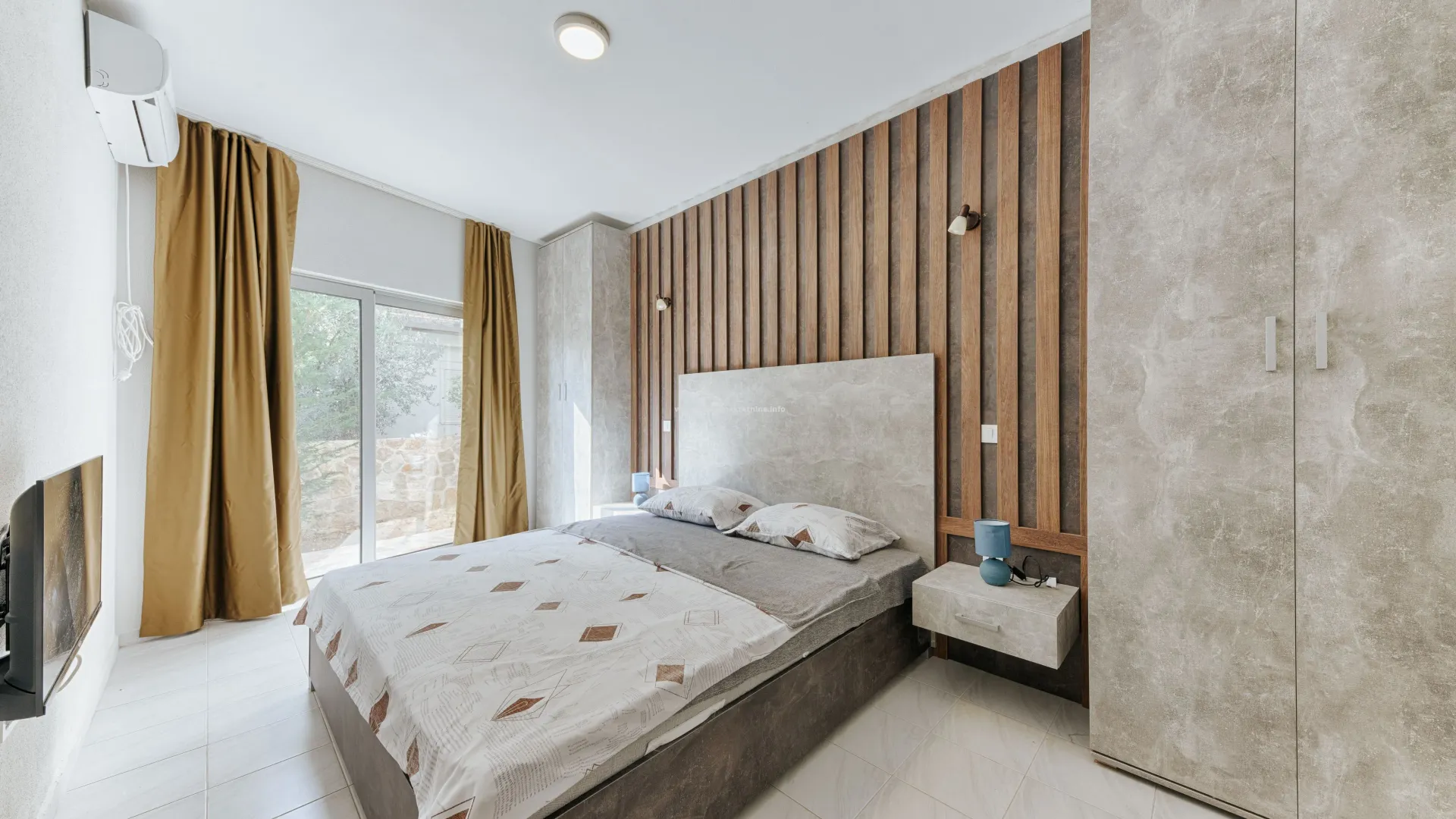 Sale, house, 250m², Utjeha, Bar