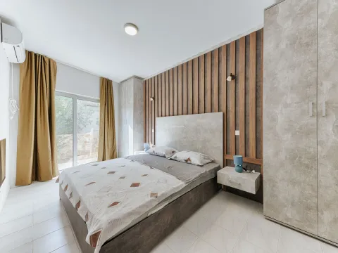 Prodaja, kuća, 250m², Utjeha, Bar - image 4